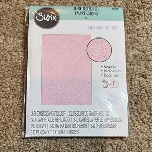 Sizzix Half Mandala Embossing Folder